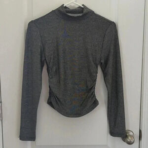 BB Dakota Steve Madden women's silver long sleeve top